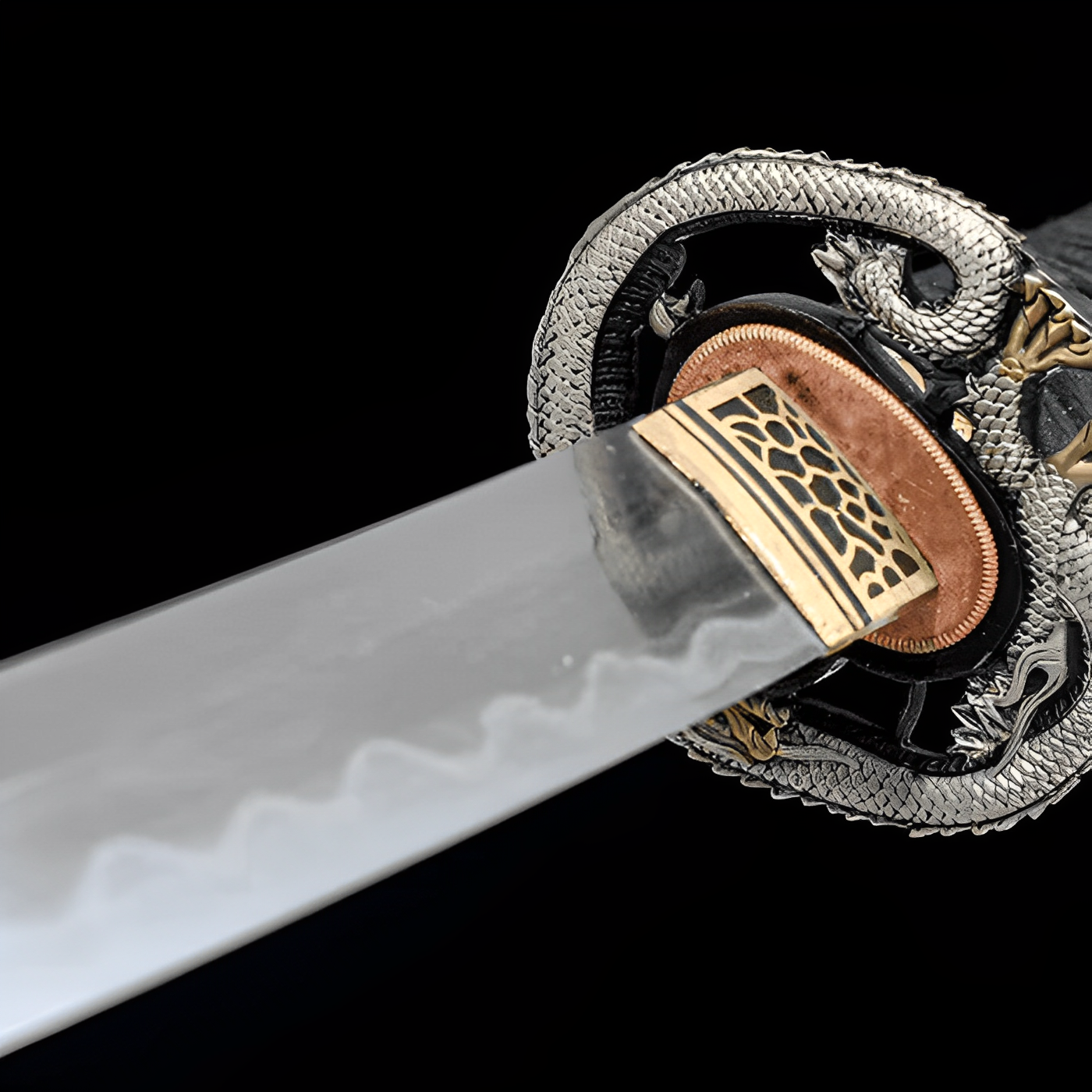 Ryūjin Katana (T10 Damascus Steel & Genuine Hamon) - 竜神