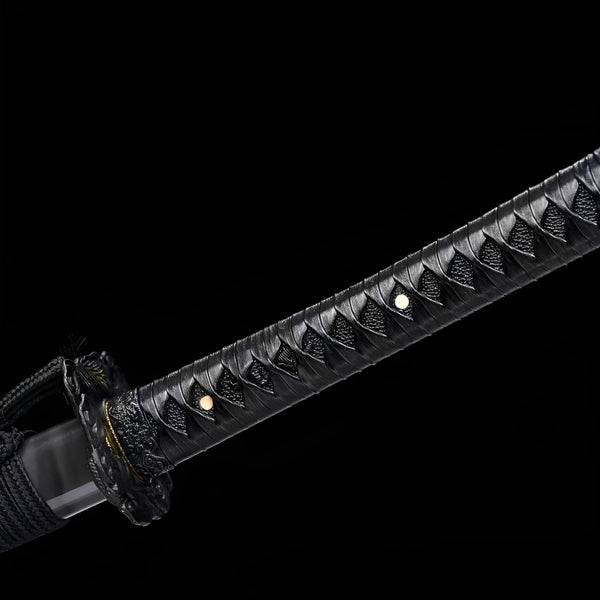 Kurojin Raikiba Katana - handle and fittings