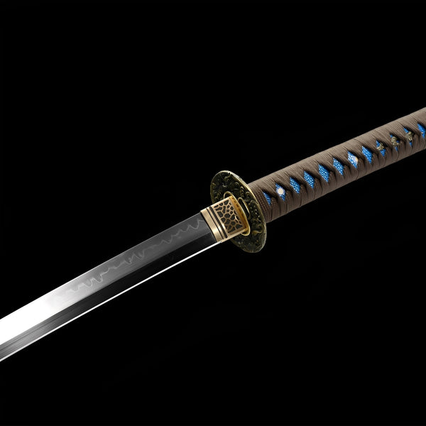 Shizukesa Katana - full set on display