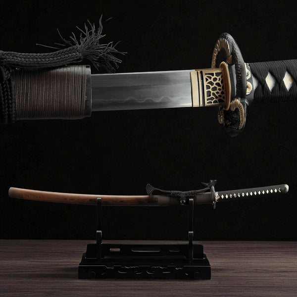 Kuroki_katana_damascus_steel_g