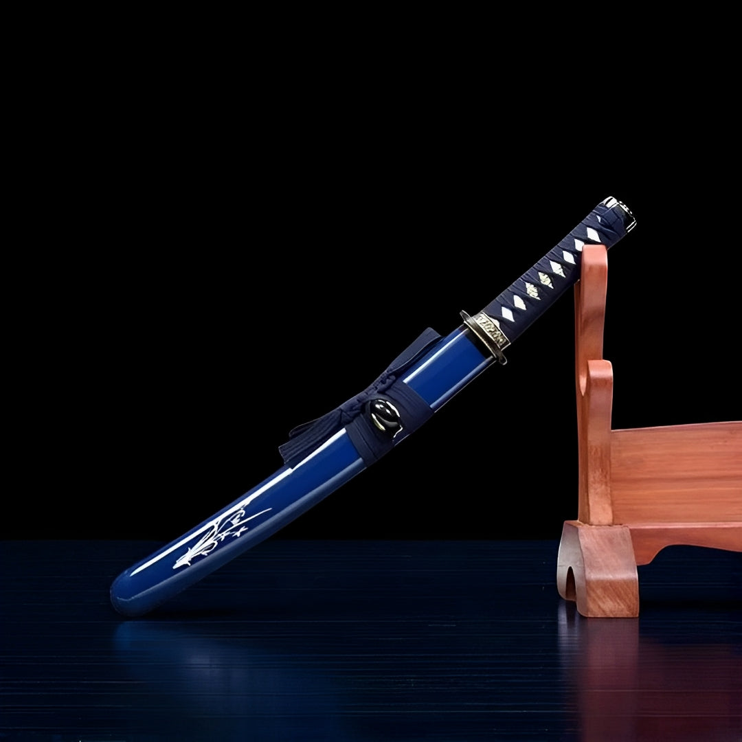 The Aozora tanto captures the spirit of a clear blue sky in blade form