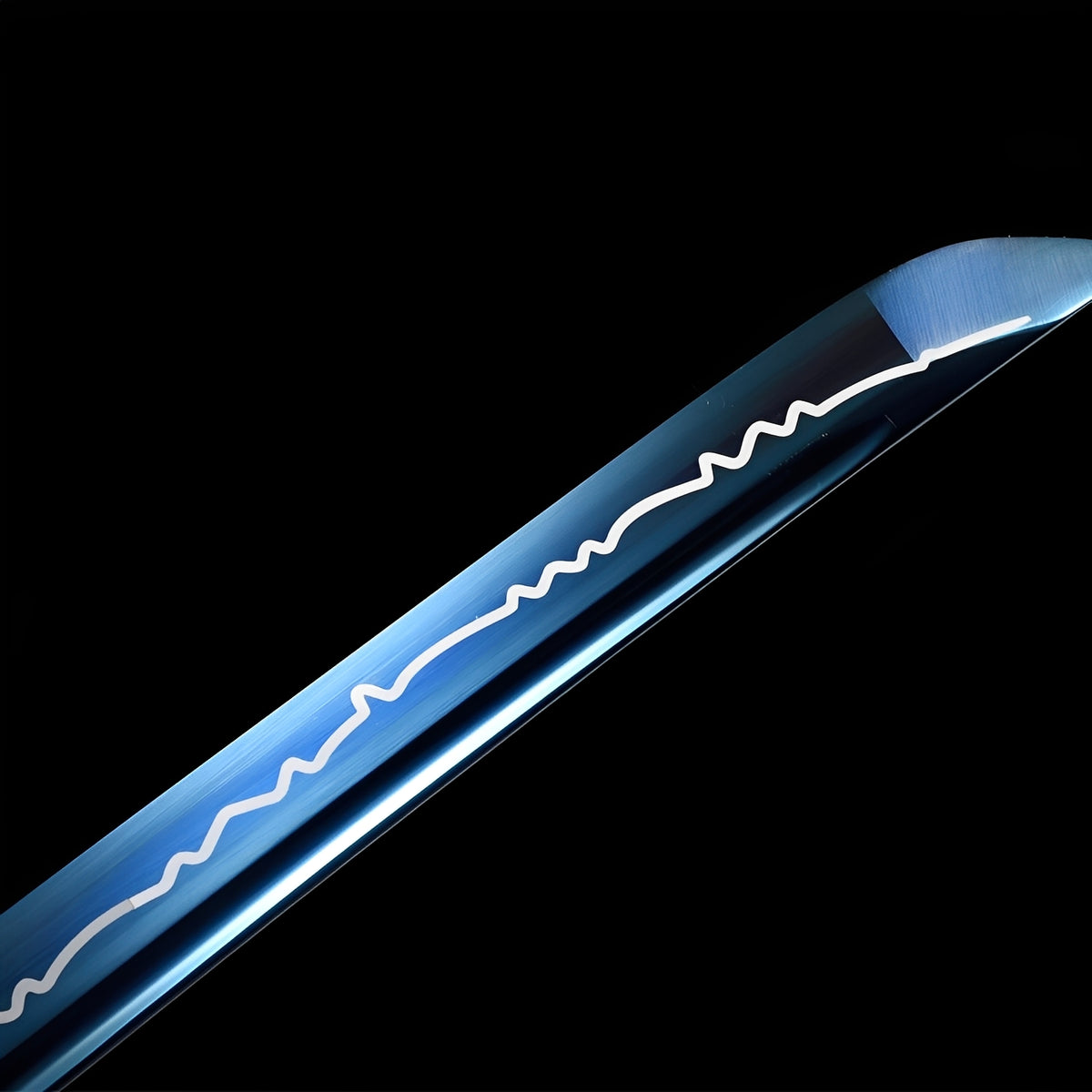 White mountain-like border on the blue Winter Spirit blade