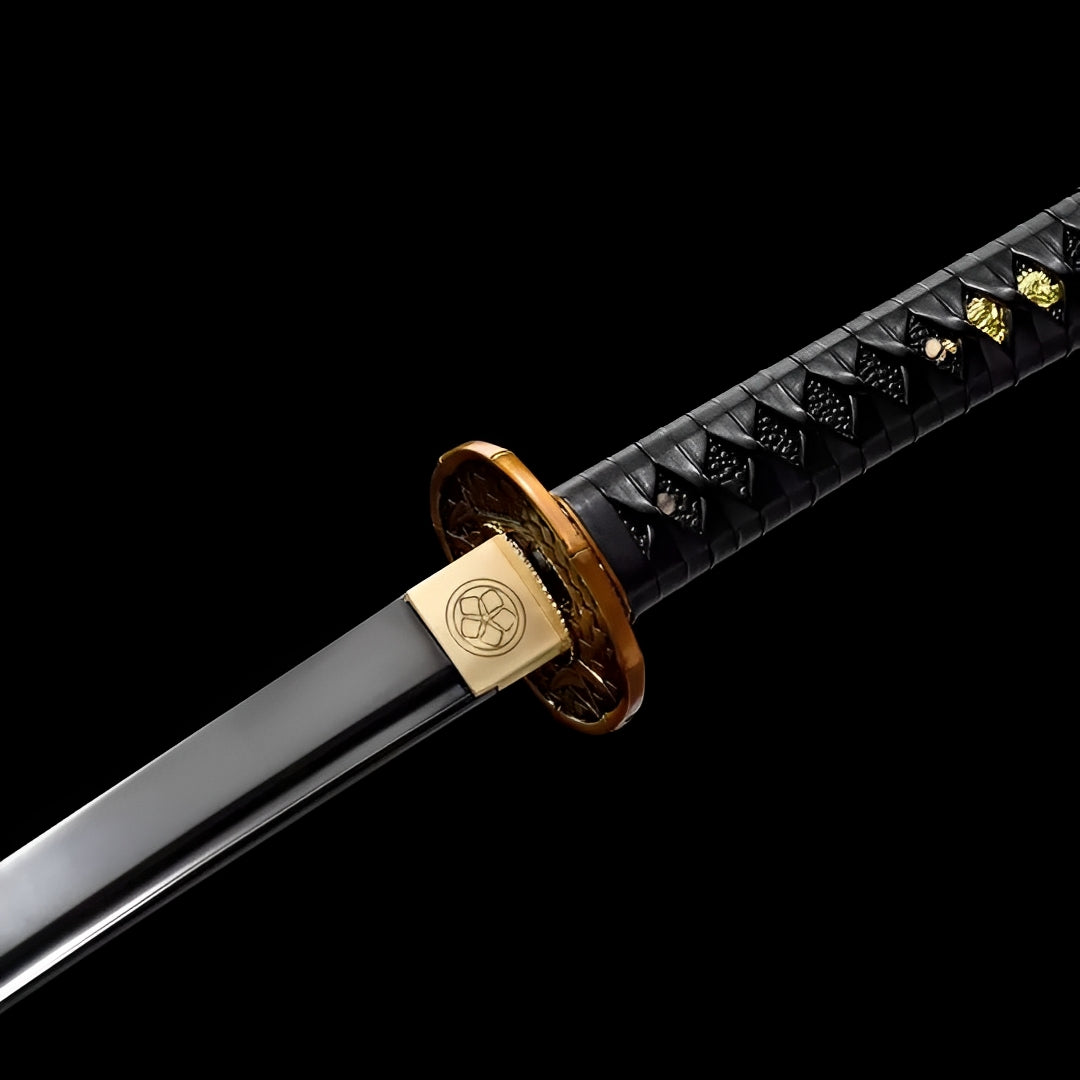 Kurohana 1060 steel blade with a long bo-hi groove